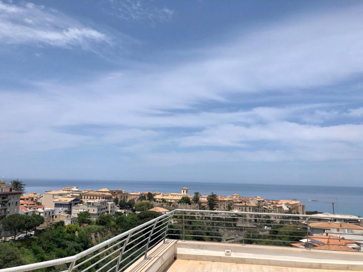 Sapphire Penthouse Daire Tropea Dış mekan fotoğraf